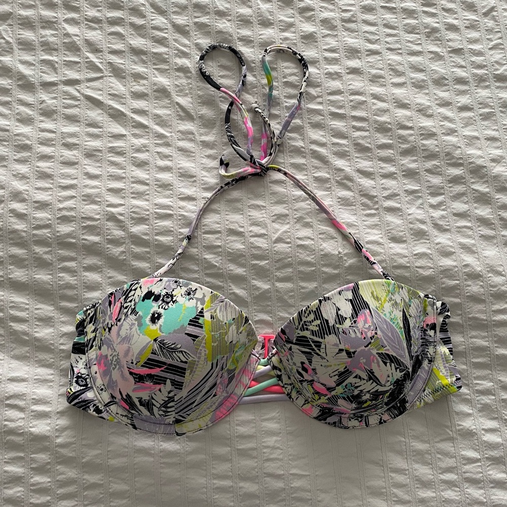 Victoria’s Secret Push-up Bikini Top - sz 32C